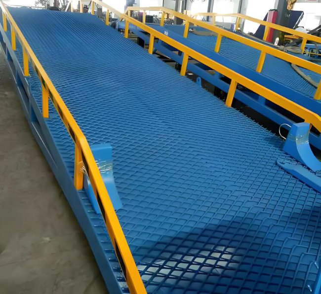 东昌移动式液压登车桥