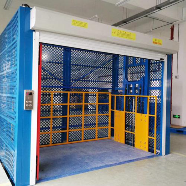 东昌导轨式升降货梯