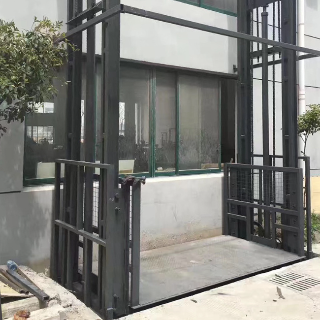 东昌5吨室外升降货梯